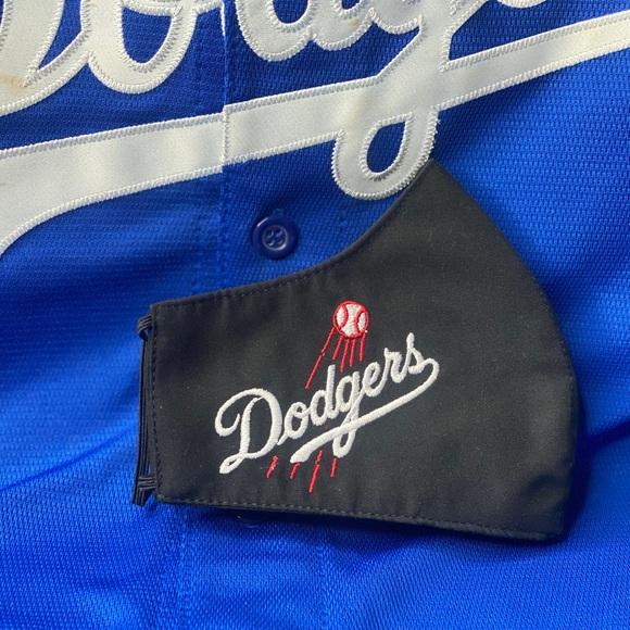 Dodgers face mask - Picture 2 of 3